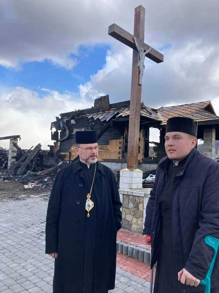 На місце надзвичайної події приїхав владика Ярослав (Приріз), єпископ Самбірсько-Дрогобицький.