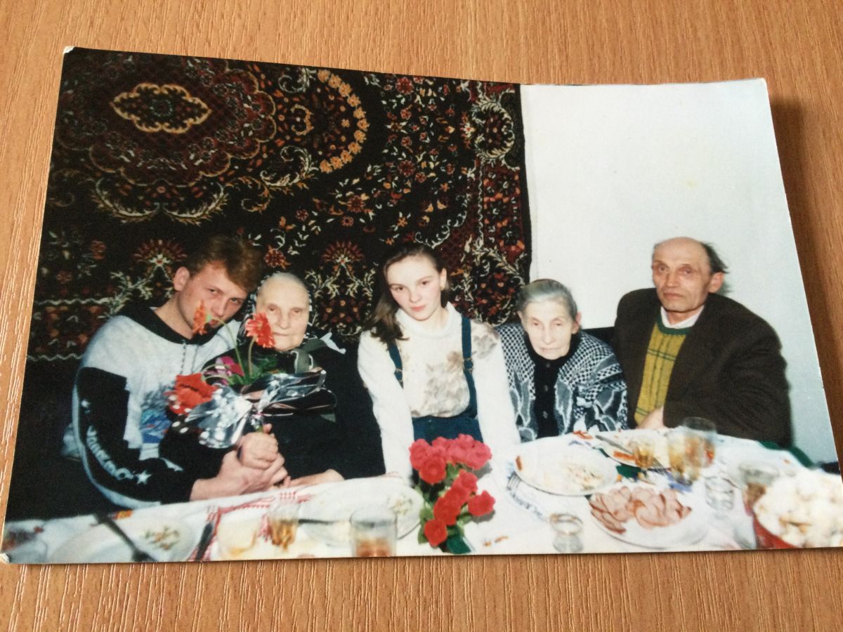 Сестри Степана Бандери до останніх своїх днів були оточені увагою найближчих їм людей... Фото з архіву Оксани Бандери-Піжик.