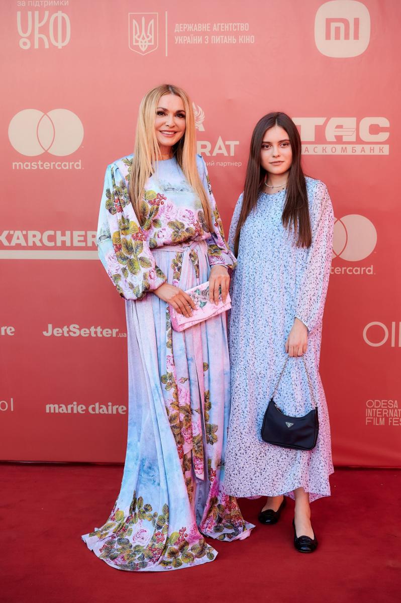 Ольга Сумська з донькою.