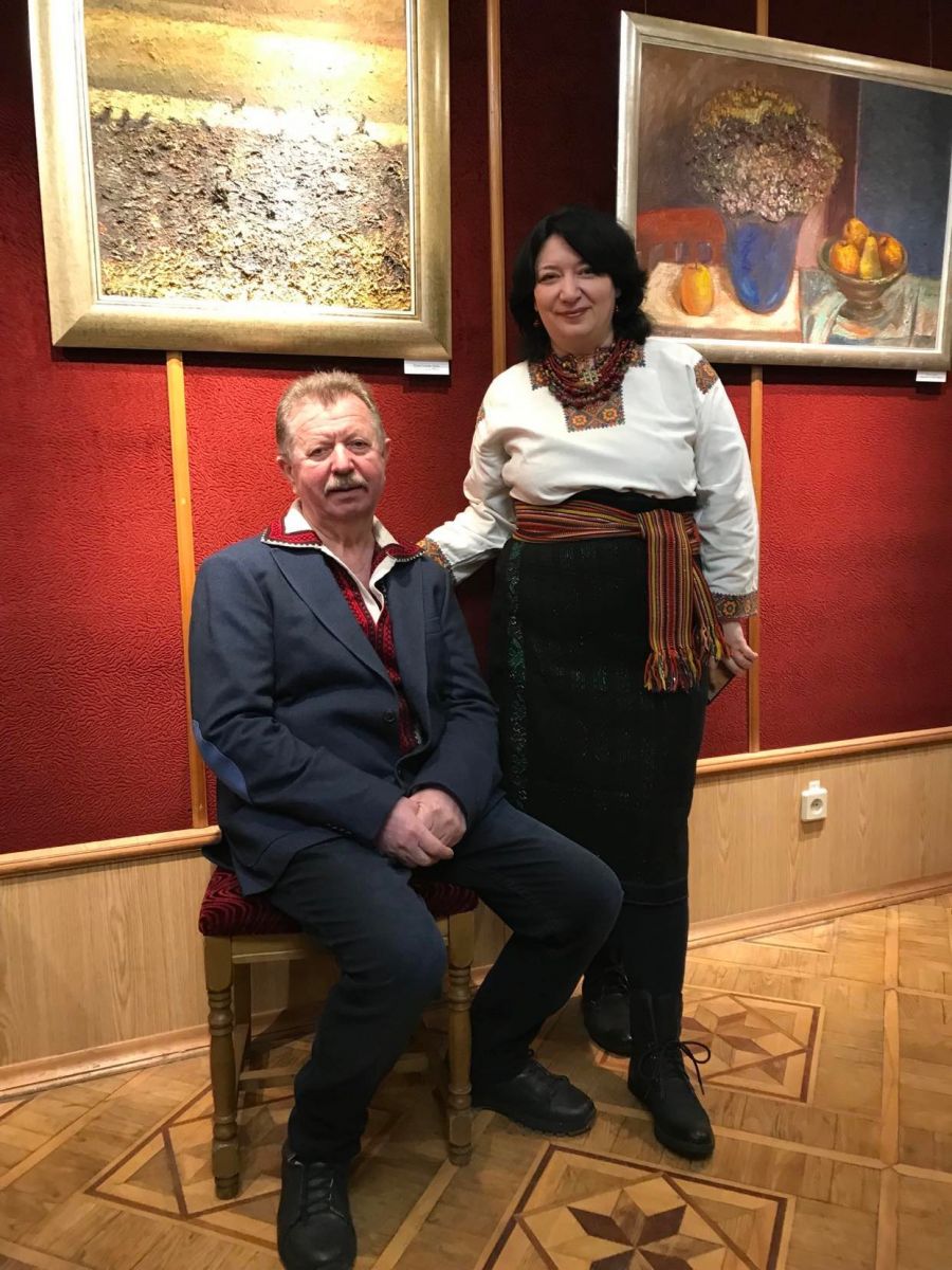 Берегиня, підтримка, кохана Вікторія Сипняк з чоловіком Петром. Фото автора
