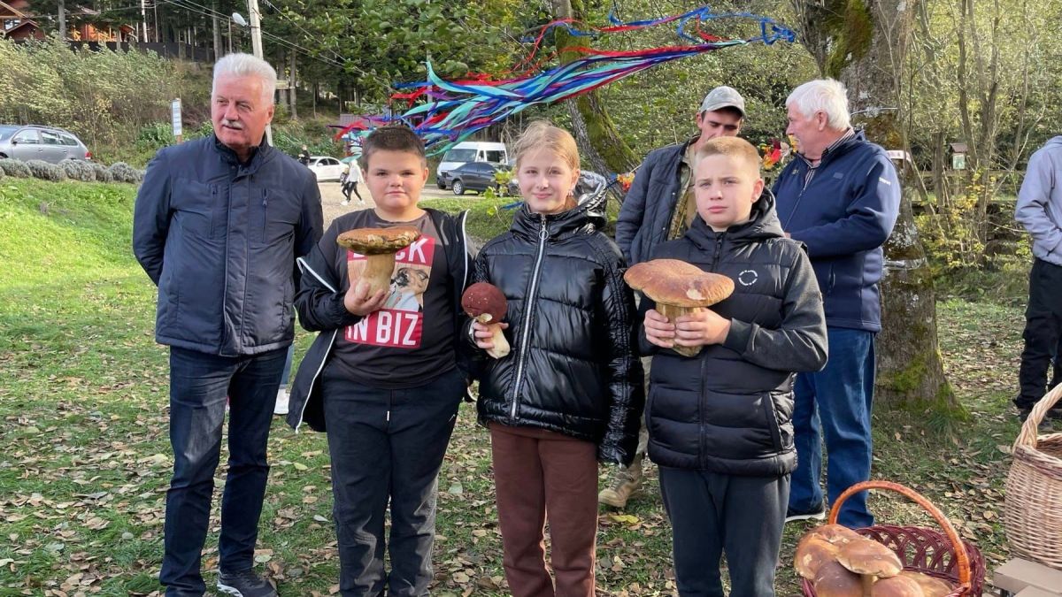 Призові місця отримали школярі. 