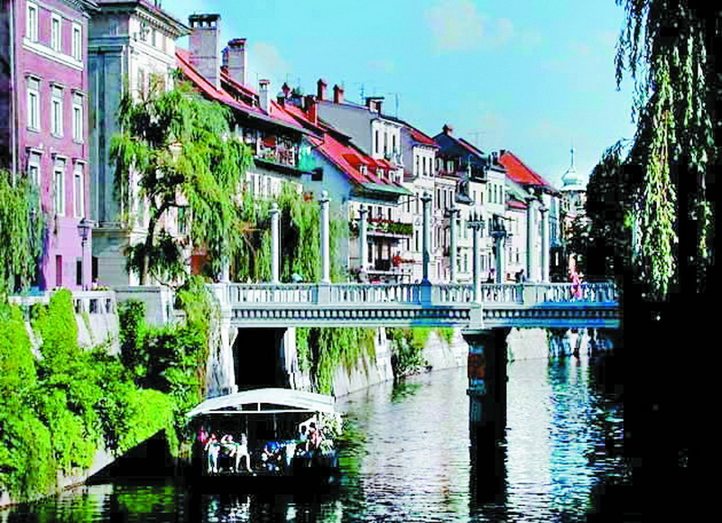 Столиця Словенії – старовинна Любляна.
