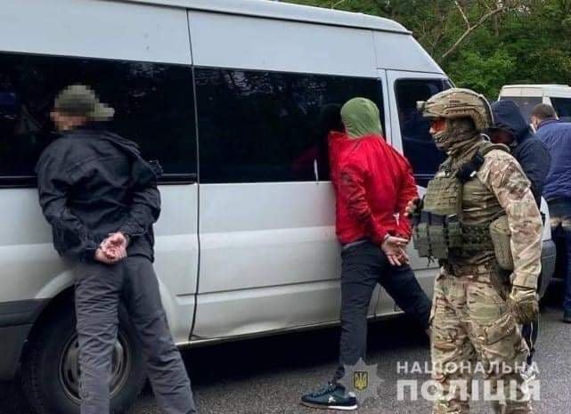 Під час затримання злочинної групи. Фото пресслужби Національної поліції України