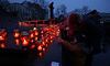 На площі запалили сотні лампадок: у Львові вшанували пам’ять жертв голодоморів