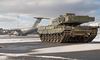 Канада відправила в Україну перший танк (ВІДЕО)