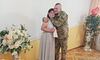 У Луцьку військовий побрався із коханою, яку не бачив сім місяців (Фото)