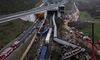 Міністр транспорту та інфраструктури Греції йде у відставку після зіткнення двох потягів