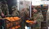 Львівські військові отримали 22 тонни апельсинів від Греції
