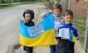 Діти зі Стрийщини самі зібрали гроші на бронежилети для військових