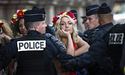 Активістки FEMEN атакували Марін Ле Пен під час першотравневої демонстрації