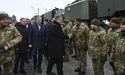 Президент у Білій Церкві зустрів військовослужбовців, які повернулися з Донбасу