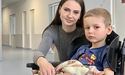 У Львові хірурги видалили новоутвір всередині дитячої кістки: подробиці