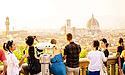 Італію знову “штурмують” туристи