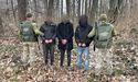 Групу іноземців та 6 громадян України затримали біля кордону зі Словаччиною