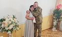 У Луцьку військовий побрався із коханою, яку не бачив сім місяців (Фото)
