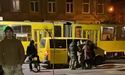 Львівське ТЦК обіцяло покарати своїх працівників, які намагалися заштовхати цивільного в авто