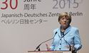 Меркель у Японії закликала зберегти санкції проти Росії