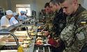 За стандартами НАТО: Порошенко показав новий раціон харчування українських військовиків
