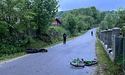 Зіткнулася із мотоциклом: на Львівщині загинула неповнолітня велосипедистка