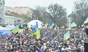 Львівський Майдан скандував: «Хто не скаче, той Янукович!»