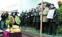 Віктор Ющенко приїхав на похорон однокурсника