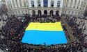 Сьогодні на площі Ринок у Львові сотнею голосів заспівали Гімн України