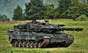 Сьогодні у ЄС обговорять передачу танків Україні, — Боррель