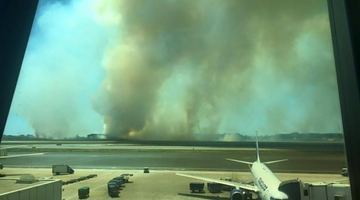Робота аеропорту Рима заблокована через лісові пожежі