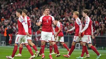 “Данські футболісти будуть позбавлені сексу...” Фото fourfourtwo.com