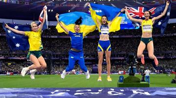 Фото українських легкоатлеток із сайту АР