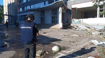 Ворог обстріляв Київський район Харкова - поліція документує наслідки ракетних ударів