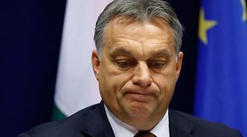 "Не можна сказати, що уряд Орбана вийшов із суперечки з Брюсселем зовсім без втрат"... Фото budapestbeacon.com.