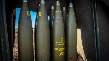 США закуплять у Південної Кореї артилерійські снаряди для України. Фото із мережі
