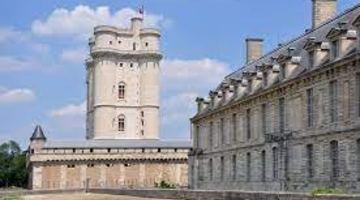 У Франції для росіян закрили Венсенский замок