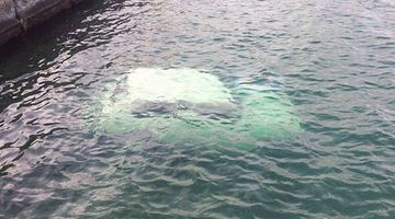 В Одесі виявлено затонулий автомобіль з мертвим власником