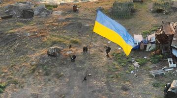 Президент України Володимир Зеленський подякував за завершальний етап боротьби за острів Зміїний