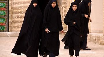 Влада Ірану не дозволяє жінкам зніматися у рекламі