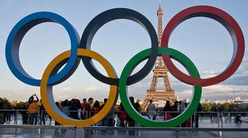 Чи поїдуть до олімпійського Парижа представники країни-агресора? Президент МОК Томас Бах зовсім не проти... Фото thetimes.co.uk