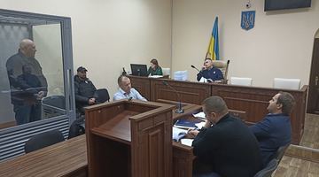 Під час судового засідання Пацеляк погрожував «розібратися» з прокурорами. Фото Василя Пазиняка.