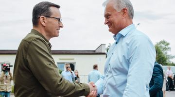 Прем’єр Польщі терміново зустрівся з президентом Литви через провокації з білорусі. Фото із соцмереж Науседи