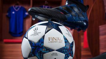В УЄФА показали офіційний м'яч для плей-офф і фіналу Ліги чемпіонів