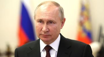 Путін заявив про успішний залповий пуск гіперзвукової ракети