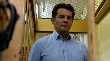Російський суд відмовився відпустити Сущенка під домашній арешт