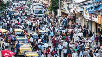 Найбільш населеною країною й надалі буде Індія. На початку 2060-х чисельність її населення сягне піку – 1,7 мільярда осіб. Фото currentaffairs.adda247.com