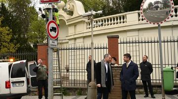 Прага: посольство росії відтепер розташоване на вулиці Українських Героїв