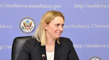 Послом США в Україні офіційно призначили Бріджит Брінк