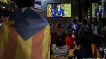 Уряд Каталонії назвав дії Мадрида "наступом на демократію"