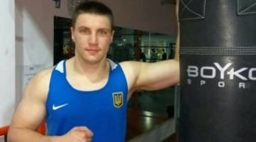 Український боксер успішно дебютував на професійному рингу