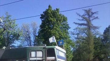 Львівські трамваї і тролейбуси забрендували у нову символіку