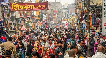 На вулицях індійського Делі зазвичай багатолюдно... Фото localsamosa.com.
